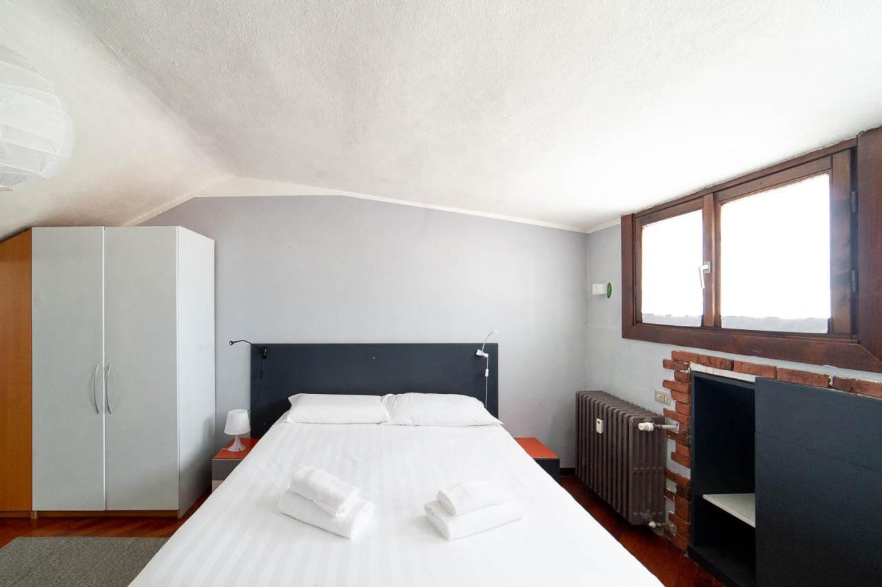 Hbhall Residenze Darsena Milan Luaran gambar