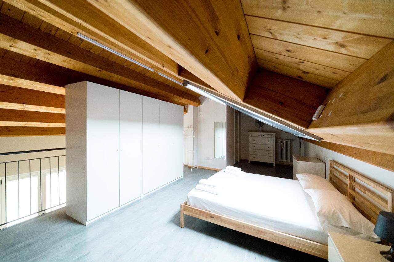 Hbhall Residenze Darsena Milan Luaran gambar