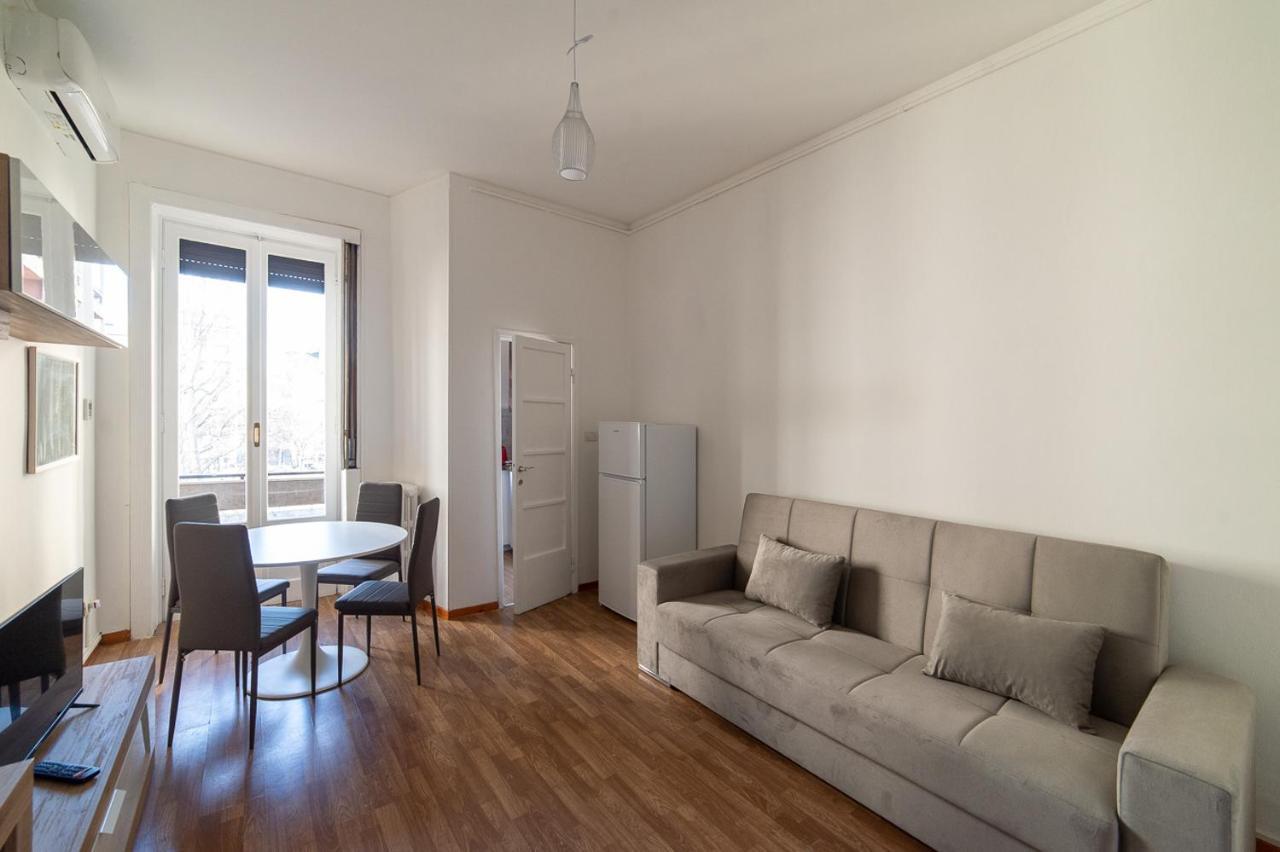 Hbhall Residenze Darsena Milan Luaran gambar